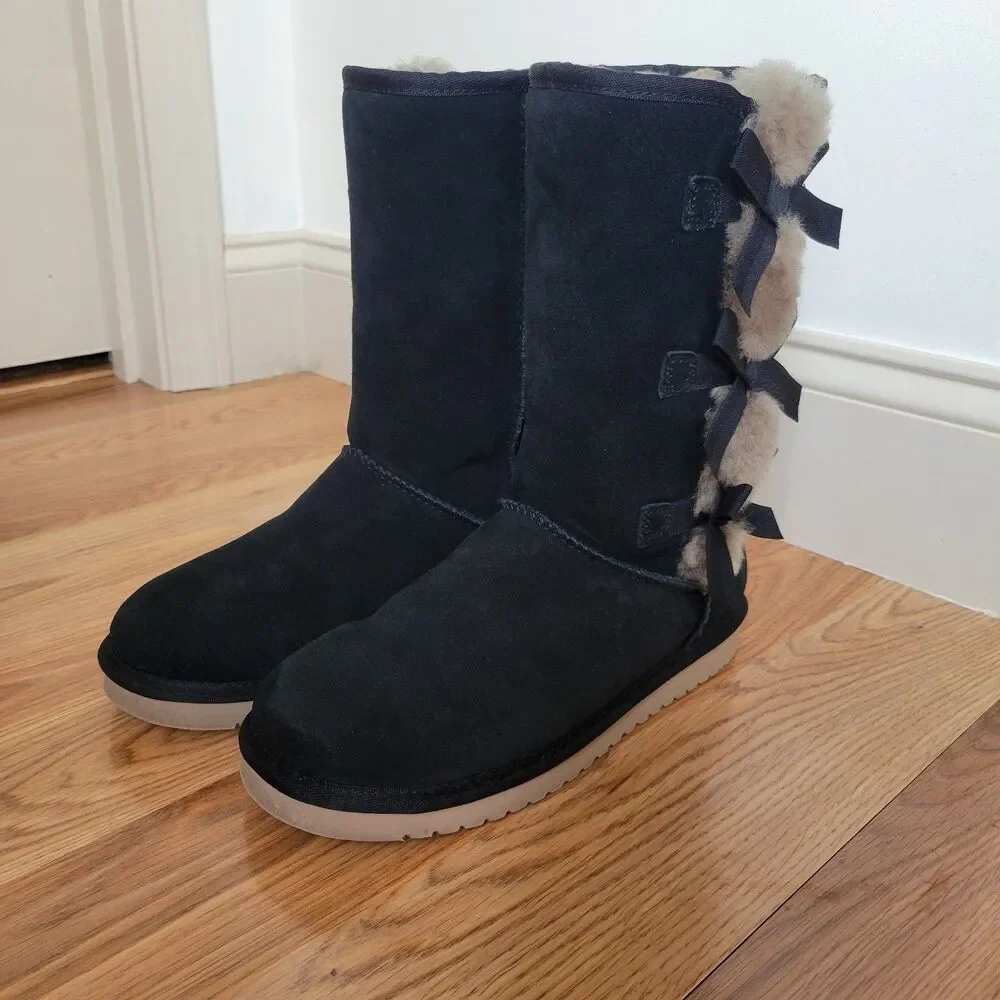 Koolaburra by UGG Victoria Tall Black Suede Bow Boots Size 7